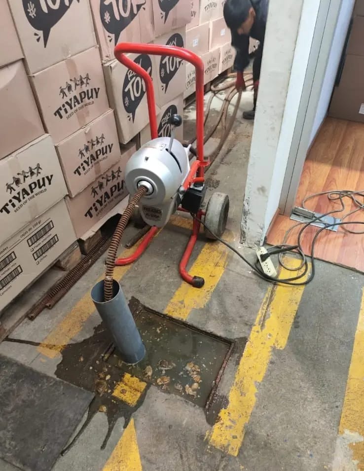 Máquina desatoradora rotativa seccional con cable acerado para colectores comerciales